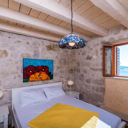 Villa Kanada - Two-bedroom House With Terrace And Sea View Brsečine