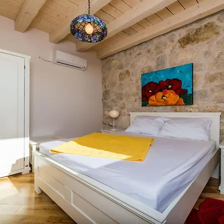 Kanada - Two-bedroom House With Terrace And Sea View