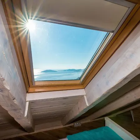 Villa Kanada - Two-bedroom House With Terrace And Sea View *